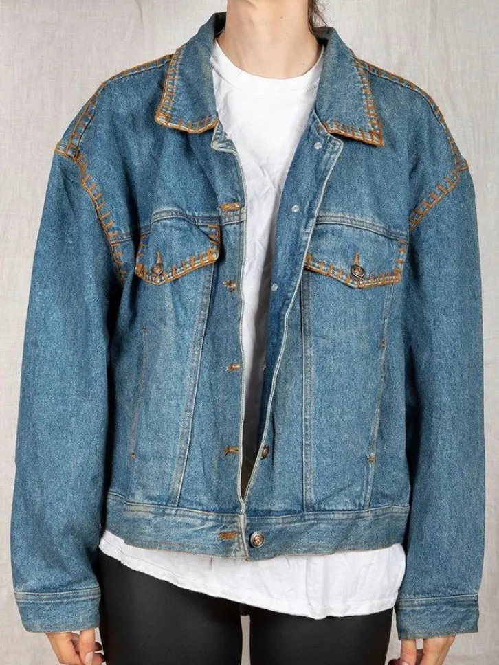 1980s - 90s Medium Wash Denim Jacket with Stitching and Appliqué