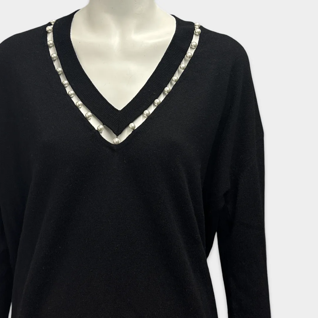 Givenchy Women's Black wool Sweater with pearl details