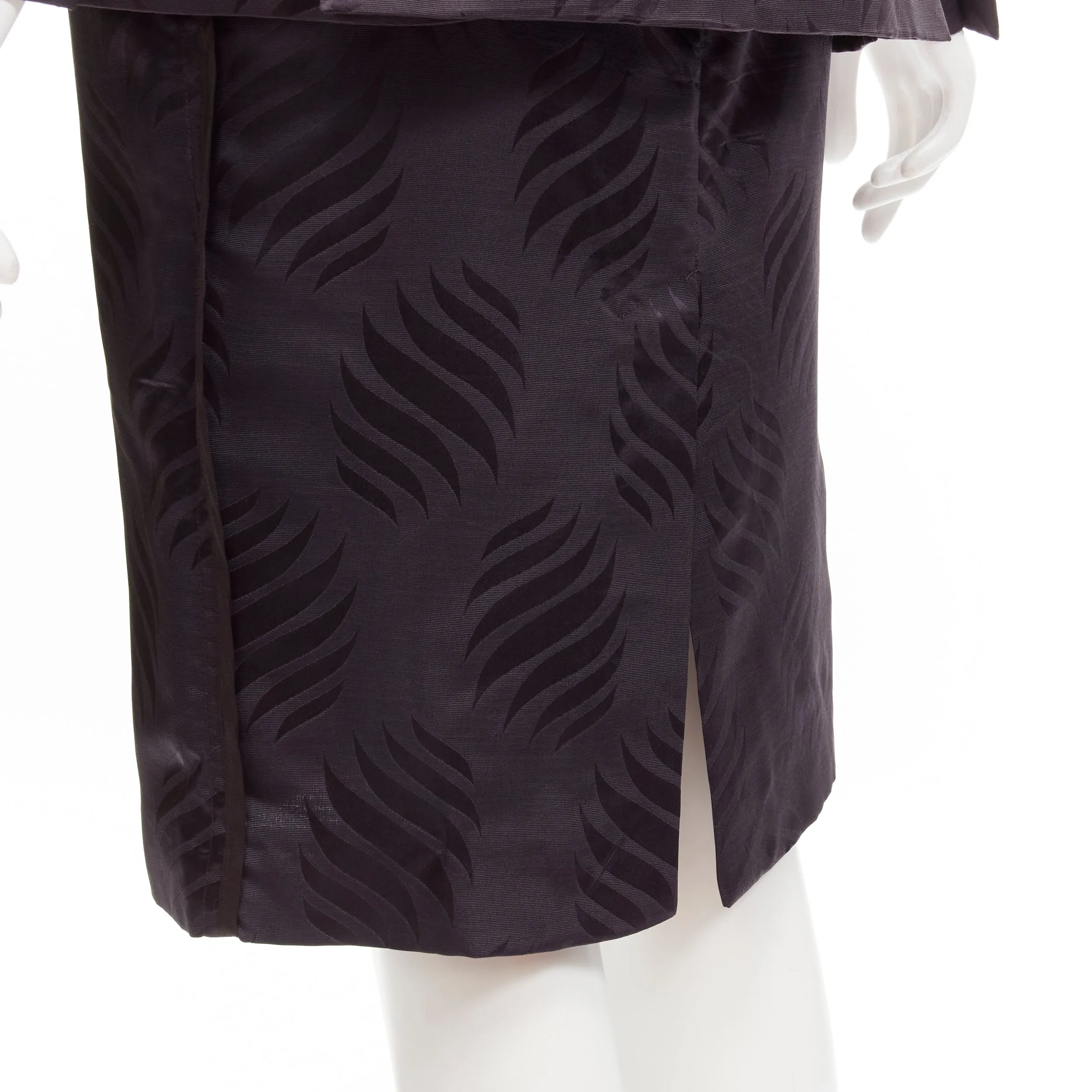 GUCCI Tom Ford Vintage black oriental leaf jacquard blazer skirt suit IT38 XS